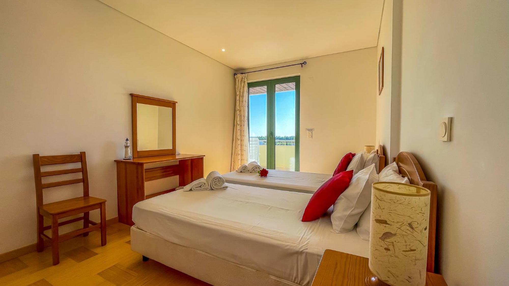 Aquamar Sunset T2 By Hsr Marina Vilamoura Quarteira Exterior photo